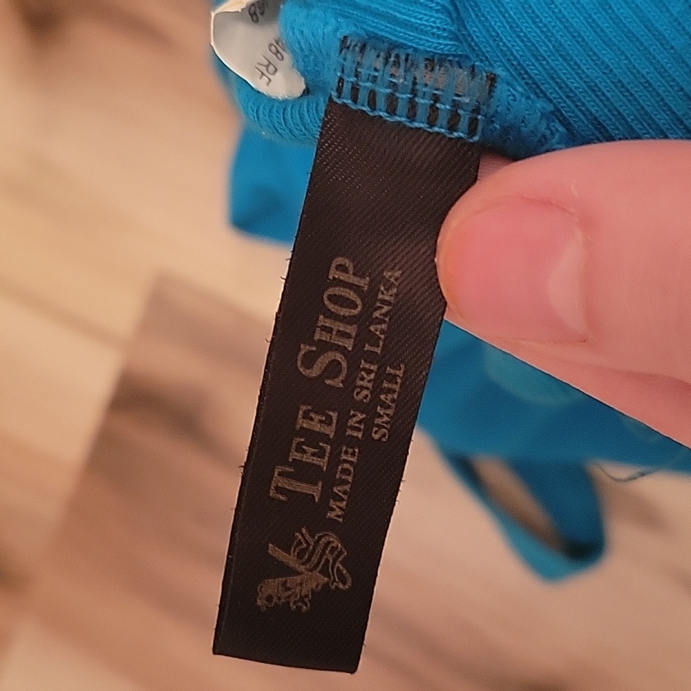 Turquoise Ribbed Tank Top - Picture 11 of 11